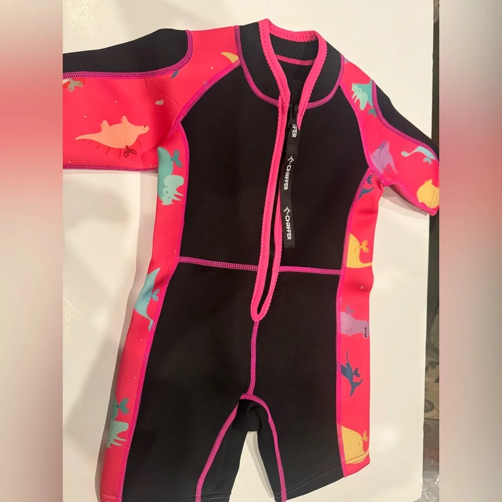 NWOT Kids Shorty Wetsuit 2mm Neoprene Front Zip, Pink Black, Size Small